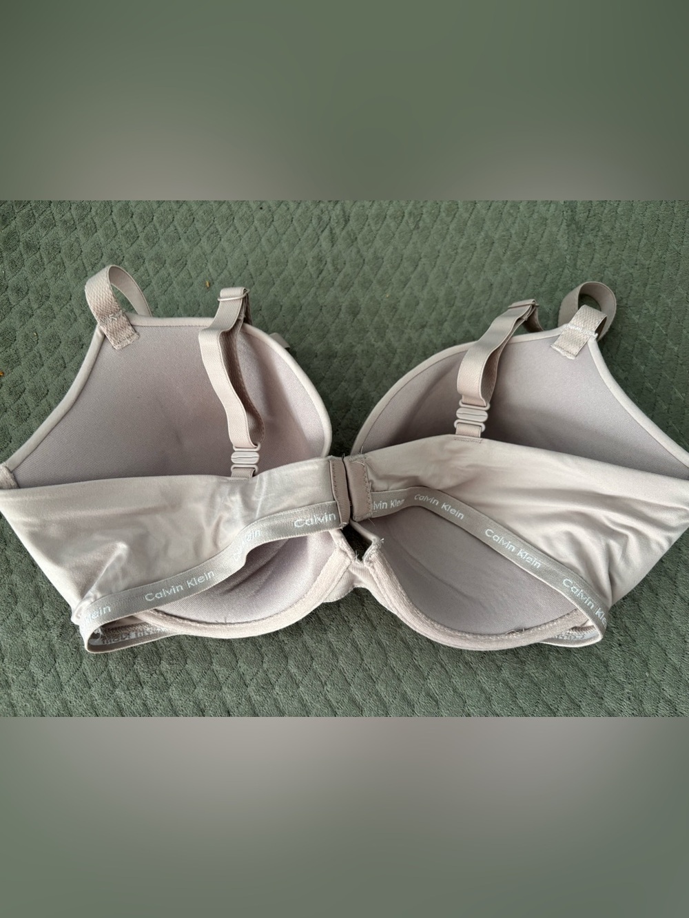 Calvin Klein Light Beige Bra with Underwire 38C - Picture 2 of 4